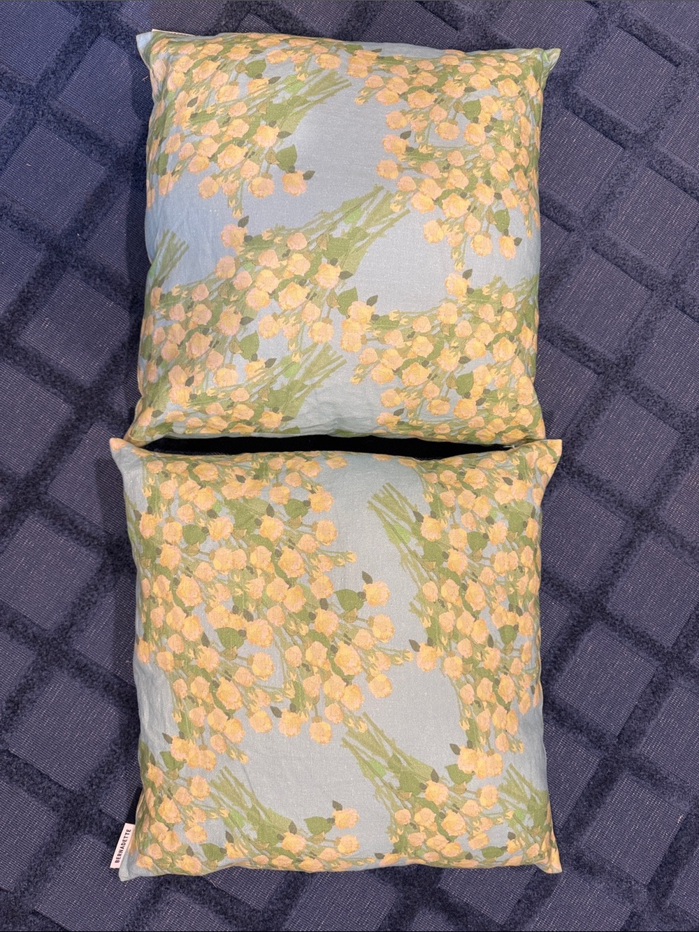 BERNADETTE Botanical Floral Throw Pillow Set of 2 - excellent condition